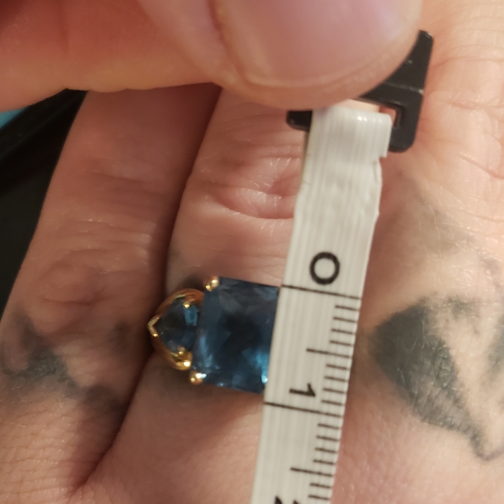 Solid14k gold blue topaz three stone ring vintage - Picture 6 of 6